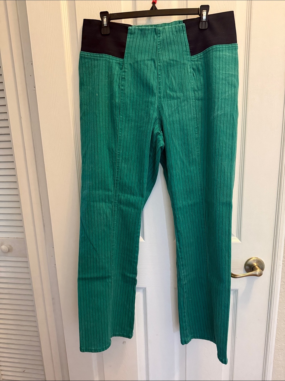 DG2 Women’s Green Ribbed Stretch Waist Pants